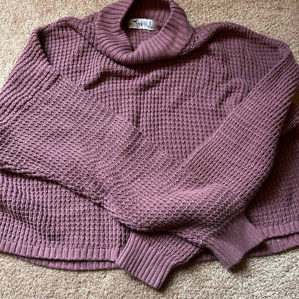 Women's Mauve Turtleneck Sweater
